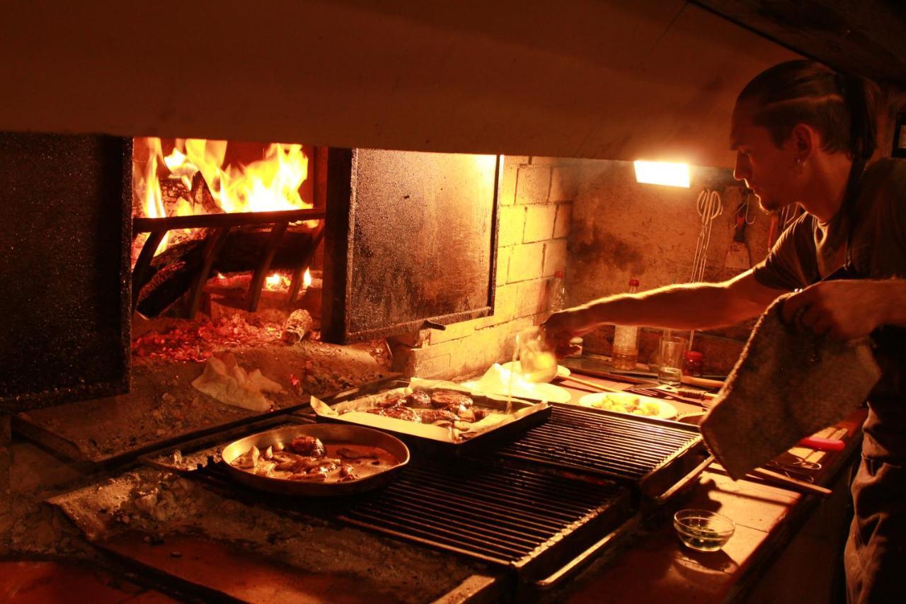 Hotel Ristorante Benigni Campagnano Di Roma Kültér fotó